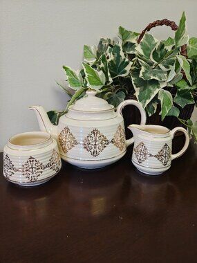 Vintage Sadler Ivory & Gold Porcelain Tea Set Rare Pattern